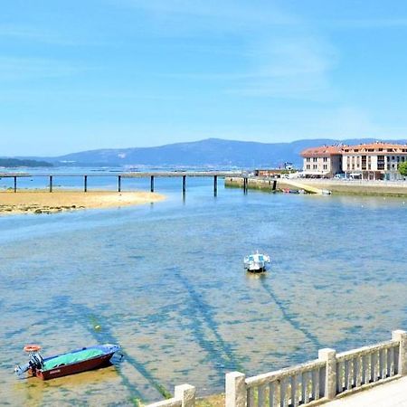 Piso de playa con terraza en el centro de Vilanova Vilanova de Arousa Exterior foto